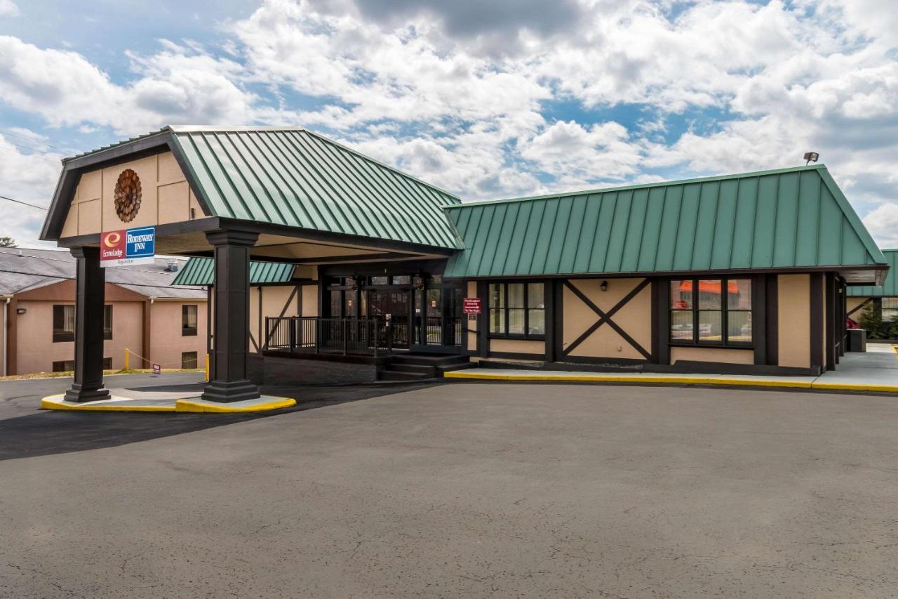 Econo Lodge Beckley Exterior photo